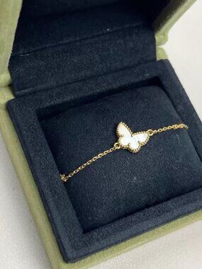 Van Cleef & Arpels bracelet